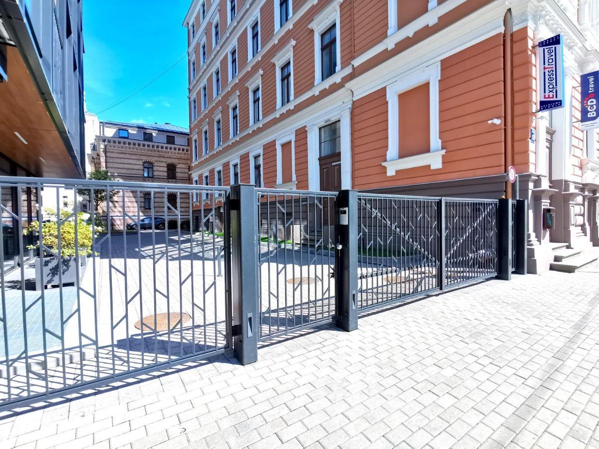 Lacplesa Downtown New 2-Bedroom Apartment Рига Екстериор снимка