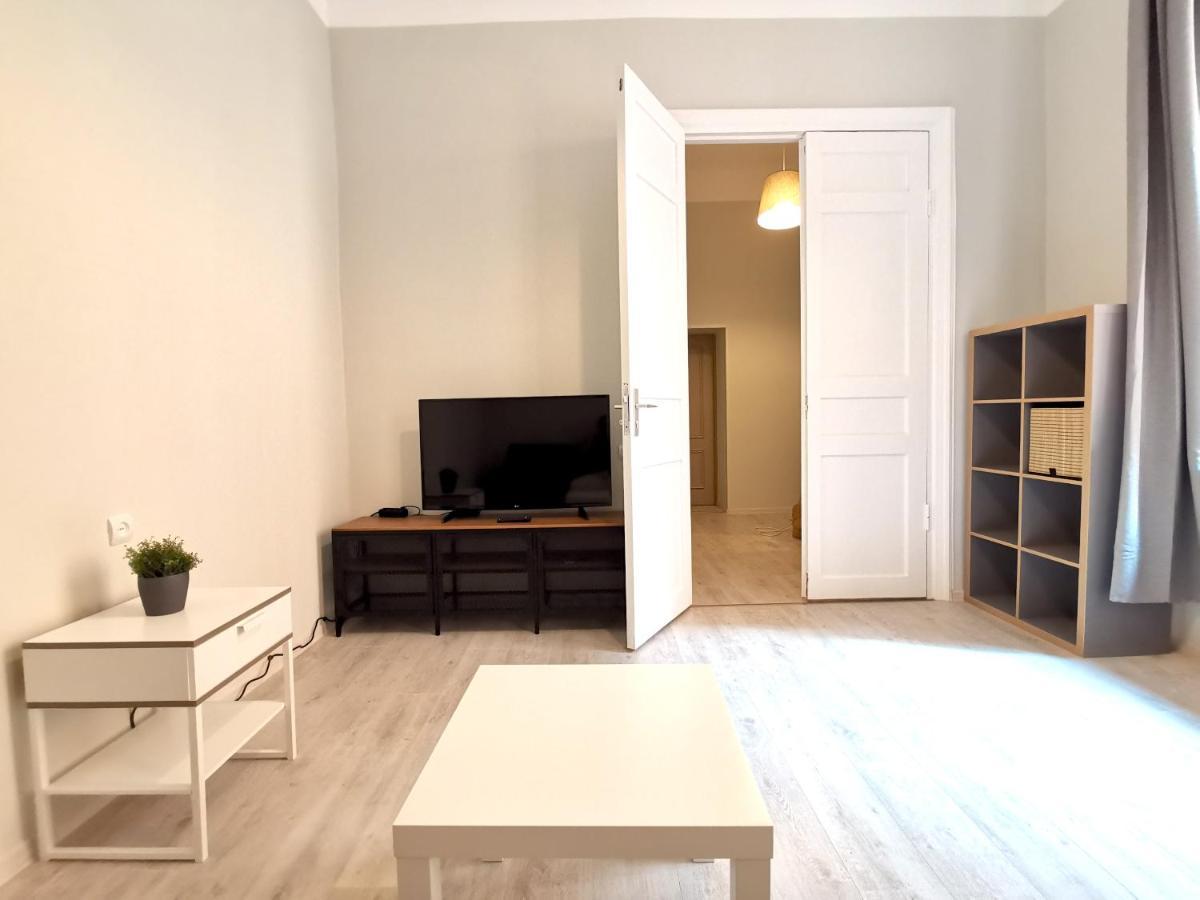 Lacplesa Downtown New 2-Bedroom Apartment Рига Екстериор снимка